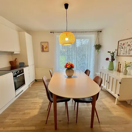 Apartment 5 Minute Walk To Lego House - 2 Bedrooms 80m2 With Garden